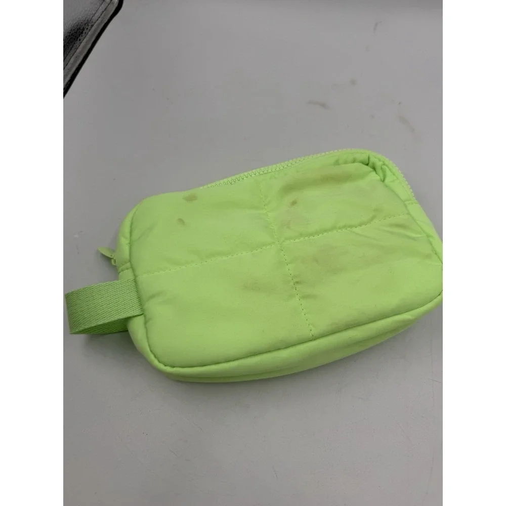 ULTA Light Green Quilted Zipper Makeup Bag Approx 9 x 6 in